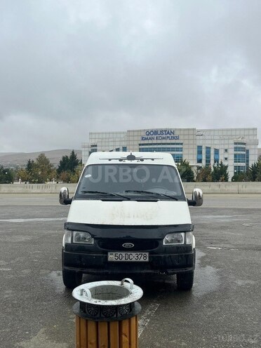Ford Transit 2000, 345,000 km - 2.5 l - İsmayıllı