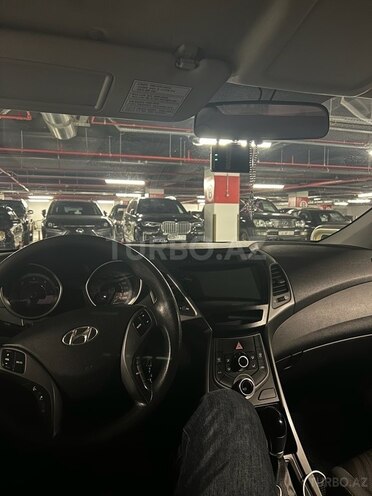 Hyundai Avante 2015, 190,000 km - 1.6 l - Bakı