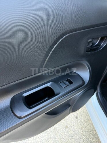 Toyota Aqua 2019, 120,000 km - 1.5 l - Bakı