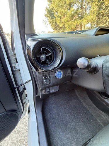 Toyota Aqua 2019, 120,000 km - 1.5 l - Bakı