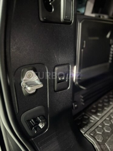 Land Rover Defender 2021, 47,870 km - 2.0 l - Bakı