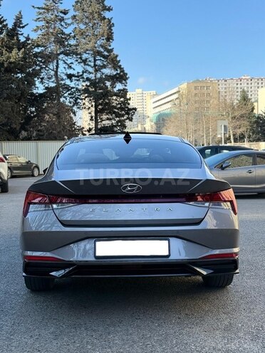 Hyundai Elantra 2021, 105,000 km - 1.6 л - Bakı