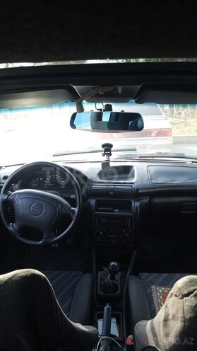 Opel Astra 1996, 100,000 km - 1.4 l - Quba