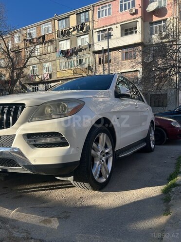 Mercedes ML 350 4MATIC 2012, 230,000 km - 3.5 л - Sumqayıt