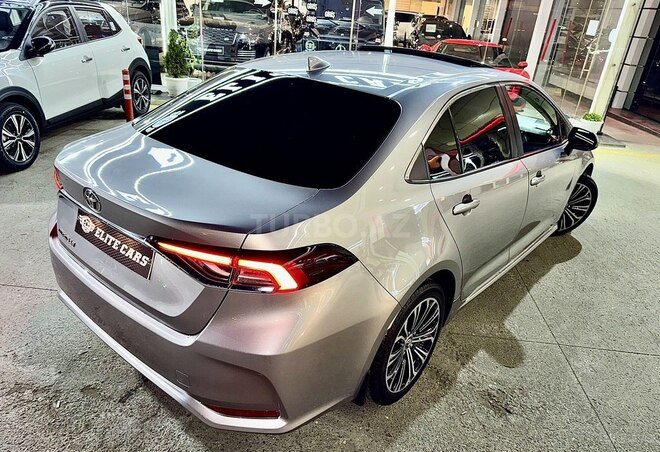 Toyota Corolla 2019, 88,000 km - 1.6 l - Bakı