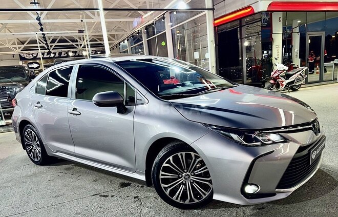 Toyota Corolla 2019, 88,000 km - 1.6 l - Bakı