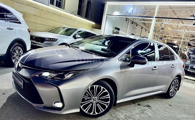 Toyota Corolla 2019, 88,000 km - 1.6 l - Bakı