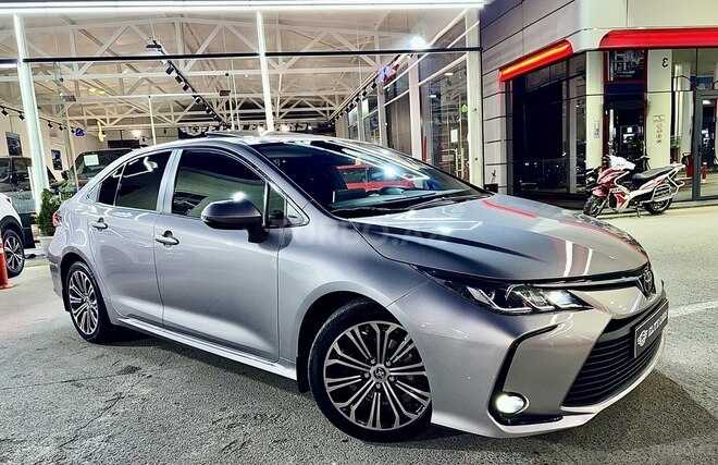 Toyota Corolla 2019, 88,000 km - 1.6 l - Bakı