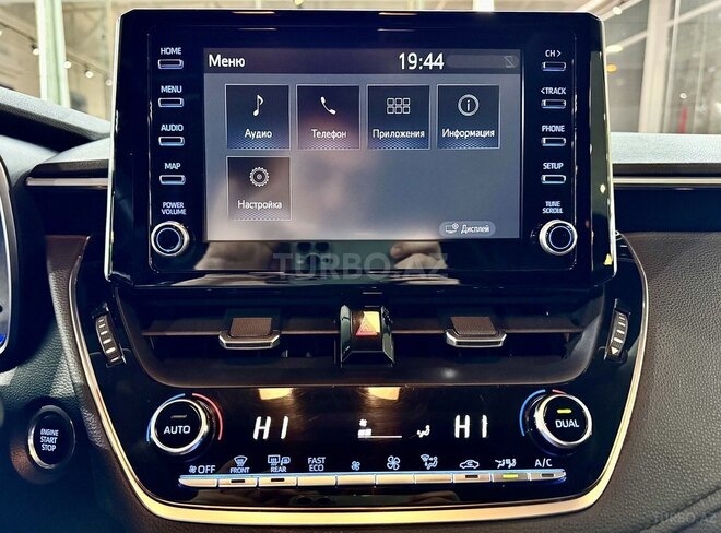 Toyota Corolla 2019, 88,000 km - 1.6 l - Bakı