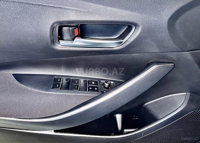 Toyota Corolla 2019, 88,000 km - 1.6 l - Bakı