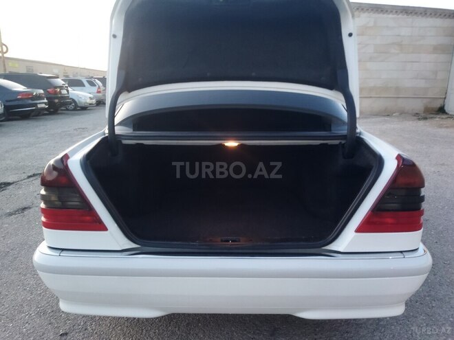 Mercedes C 230 1997, 260,000 km - 2.3 l - Bakı