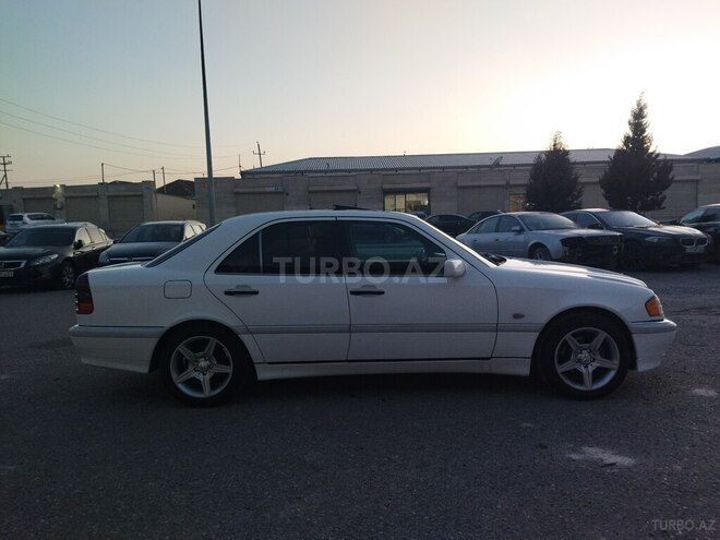 Mercedes C 230 1997, 260,000 km - 2.3 l - Bakı