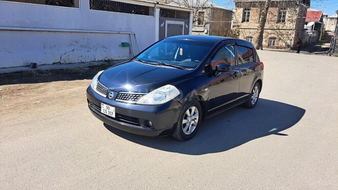 Nissan Tiida 2008, 133,500 km - 1.6 л - Qazax