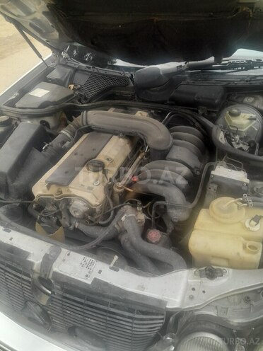 Mercedes E 320 1997, 400,000 km - 3.2 l - Tovuz