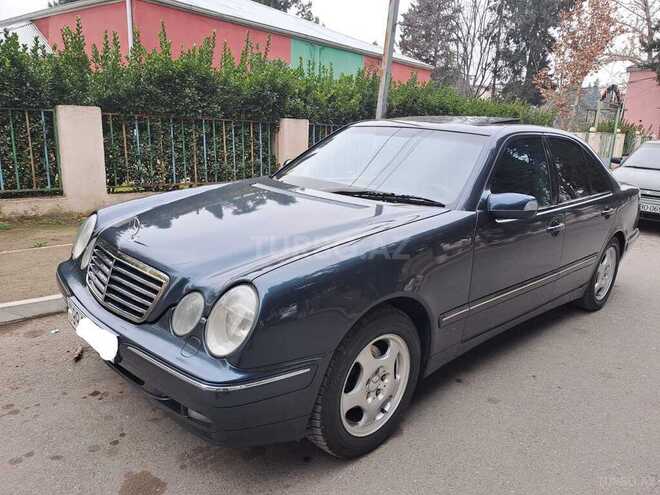Mercedes E 220 d 2000, 366,850 km - 2.2 l - Qazax