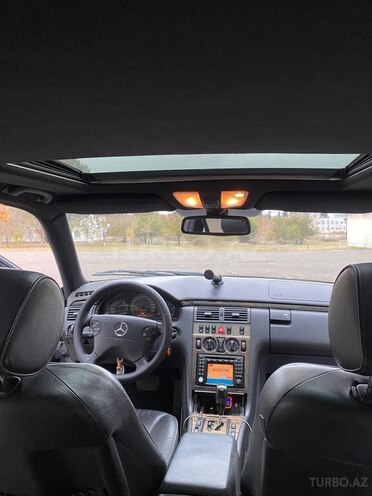 Mercedes E 220 d 2000, 366,850 km - 2.2 l - Qazax