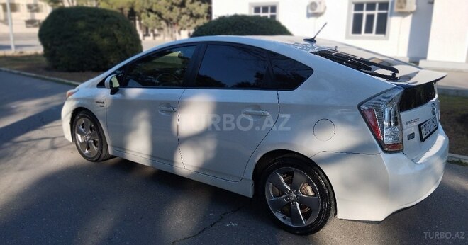 Toyota Prius 2012, 230,000 km - 1.8 l - Sumqayıt