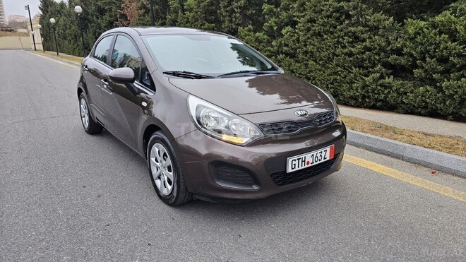 Kia Rio 2013, 220,000 km - 1.6 l - Bakı