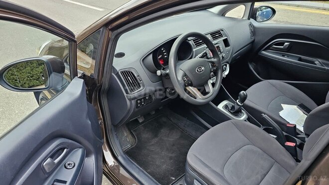Kia Rio 2013, 220,000 km - 1.6 l - Bakı