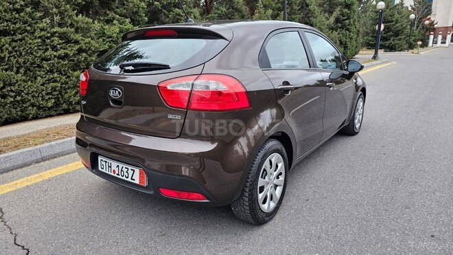 Kia Rio 2013, 220,000 km - 1.6 l - Bakı