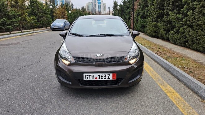 Kia Rio 2013, 220,000 km - 1.6 l - Bakı
