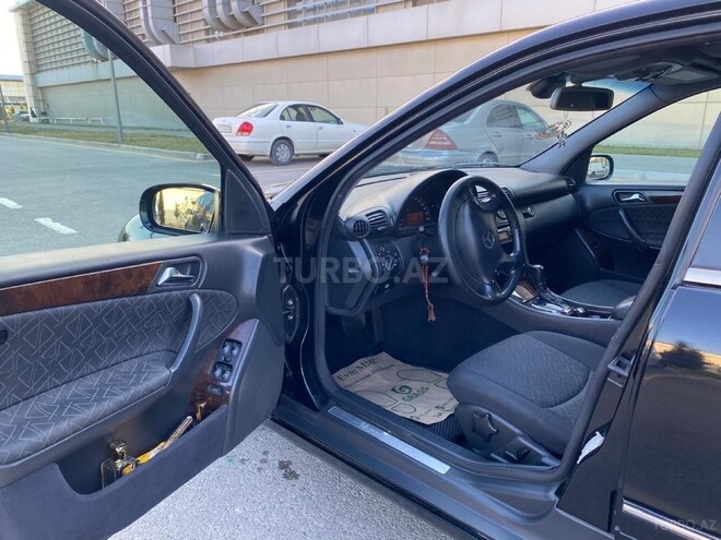 Mercedes C 180 2000, 257,865 km - 2.0 l - Bakı