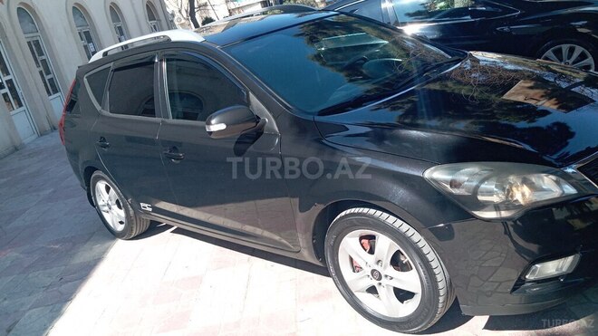 Kia Ceed 2010, 250,000 km - 1.6 l - Bakı