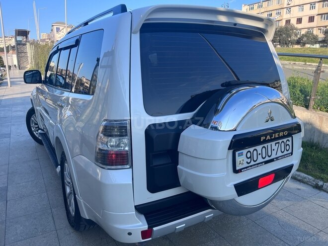 Mitsubishi Pajero 2015, 119,000 km - 3.8 л - Bakı