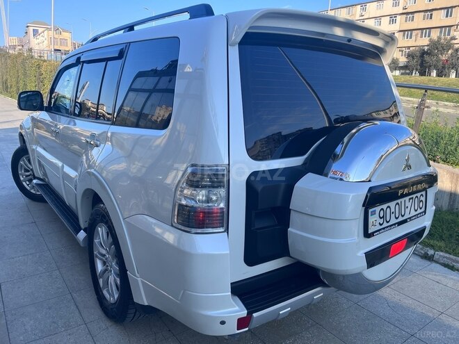 Mitsubishi Pajero 2015, 119,000 km - 3.8 л - Bakı