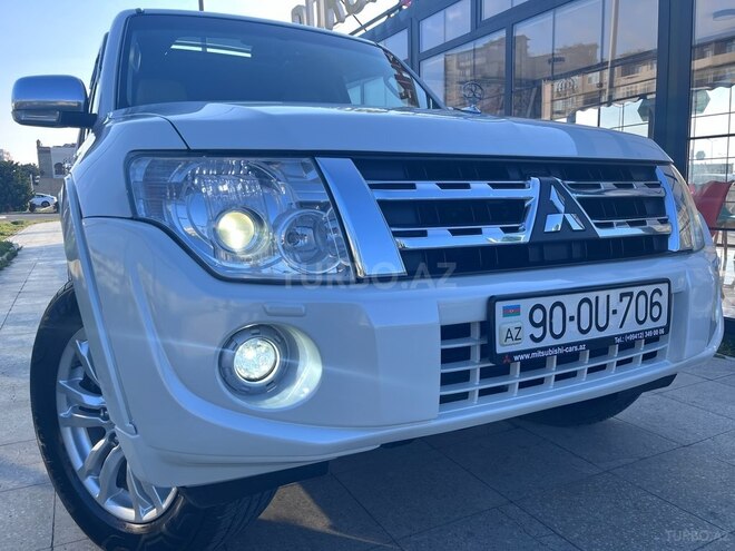 Mitsubishi Pajero 2015, 119,000 km - 3.8 л - Bakı