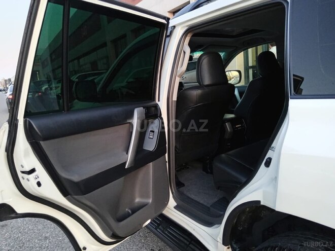 Toyota Land Cruiser Prado 2013, 233,000 km - 2.7 l - Bakı