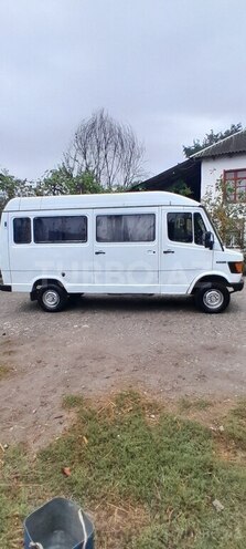 Mercedes 208 D 1991, 500,000 km - 2.5 l - Kürdəmir
