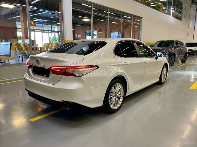 Toyota Camry 2018, 140,000 km - 2.5 л - Bakı