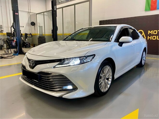Toyota Camry 2018, 140,000 km - 2.5 л - Bakı
