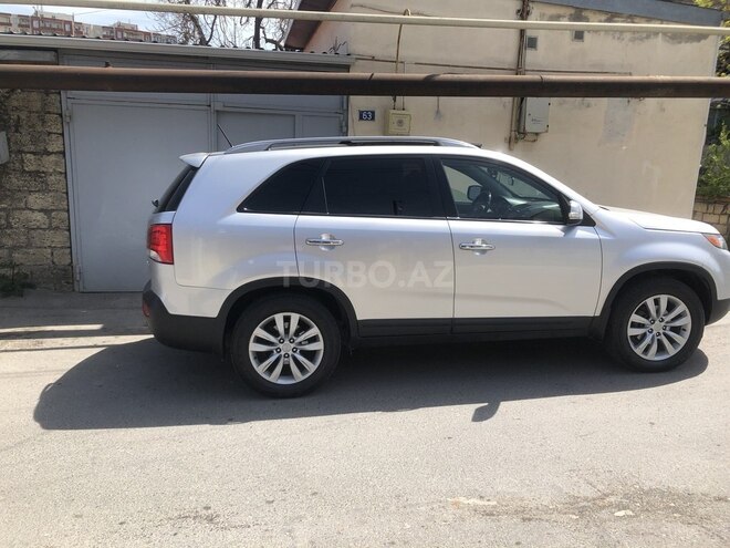 Kia Sorento 2011, 228,000 km - 2.0 л - Bakı