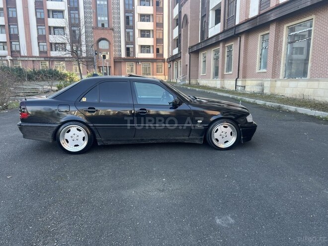 Mercedes C 280 2000, 259,000 km - 2.8 l - Bakı