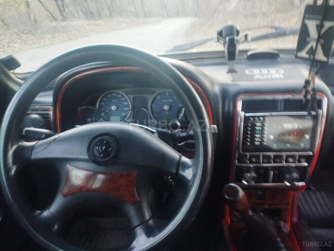 GAZ 31105 2006, 155,000 km - 2.3 l - Quba