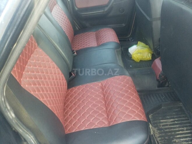 GAZ 31105 2006, 155,000 km - 2.3 l - Quba