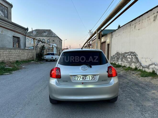 Toyota Auris 2009, 284,048 km - 1.4 л - Bakı