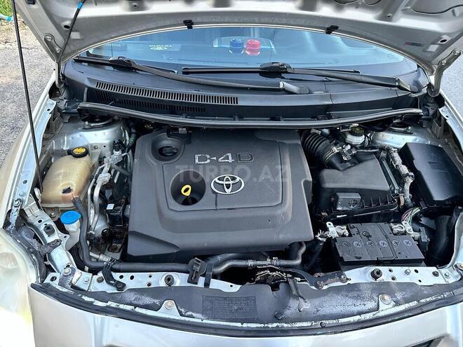Toyota Auris 2009, 284,048 km - 1.4 л - Bakı