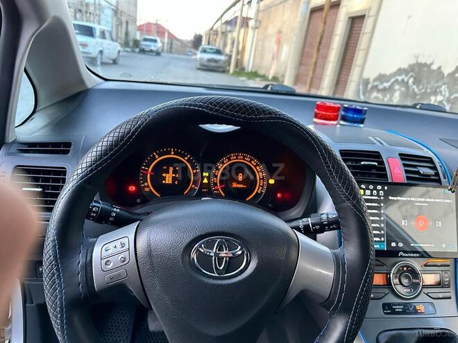 Toyota Auris 2009, 284,048 km - 1.4 л - Bakı