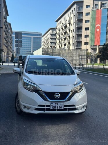 Nissan Note-2