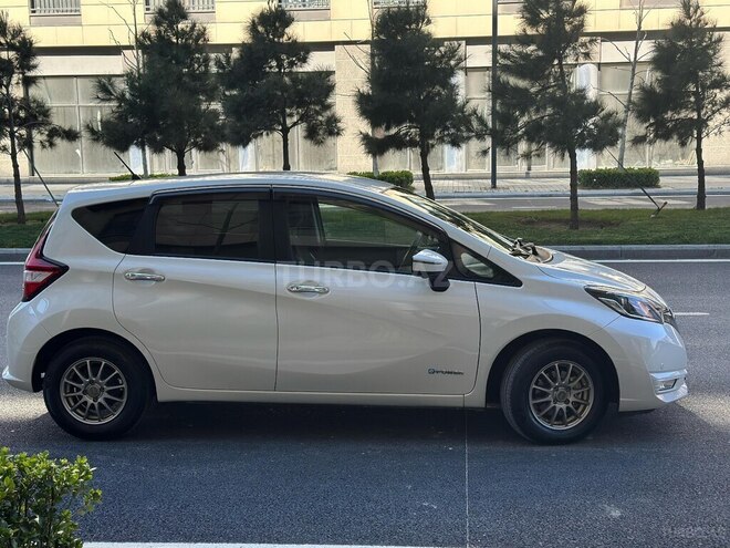 Nissan Note-3