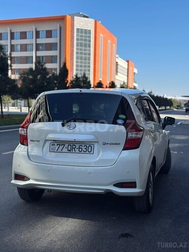 Nissan Note-4
