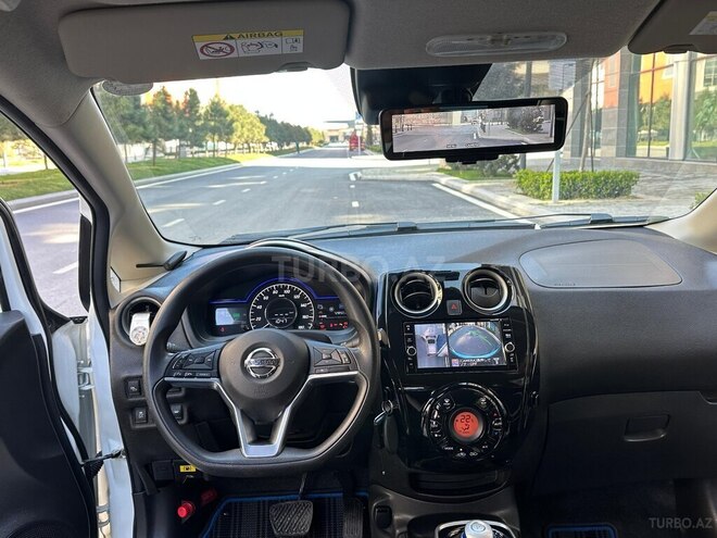 Nissan Note-9