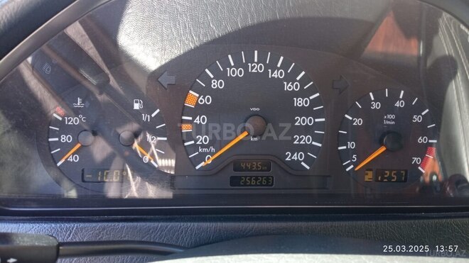 Mercedes C 180 2000, 256,000 km - 1.8 l - Sumqayıt