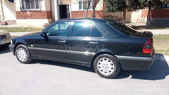 Mercedes C 180 2000, 256,000 km - 1.8 l - Sumqayıt