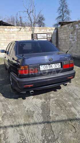 Volkswagen Vento 1984, 222,222 km - 1.9 л - Balakən