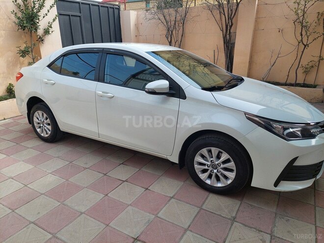Toyota Corolla 2018, 71,984 km - 1.6 л - Sumqayıt