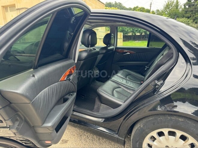 Mercedes E 280 2006, 389,000 km - 3.0 l - Astara